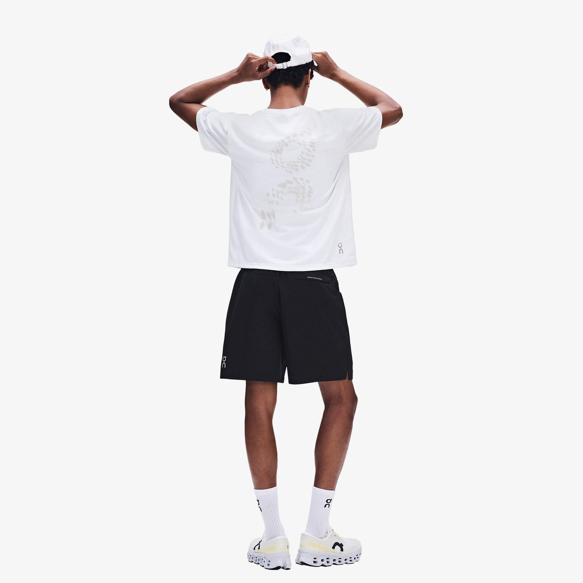 On Run-t Erkek Beyaz T-shirt