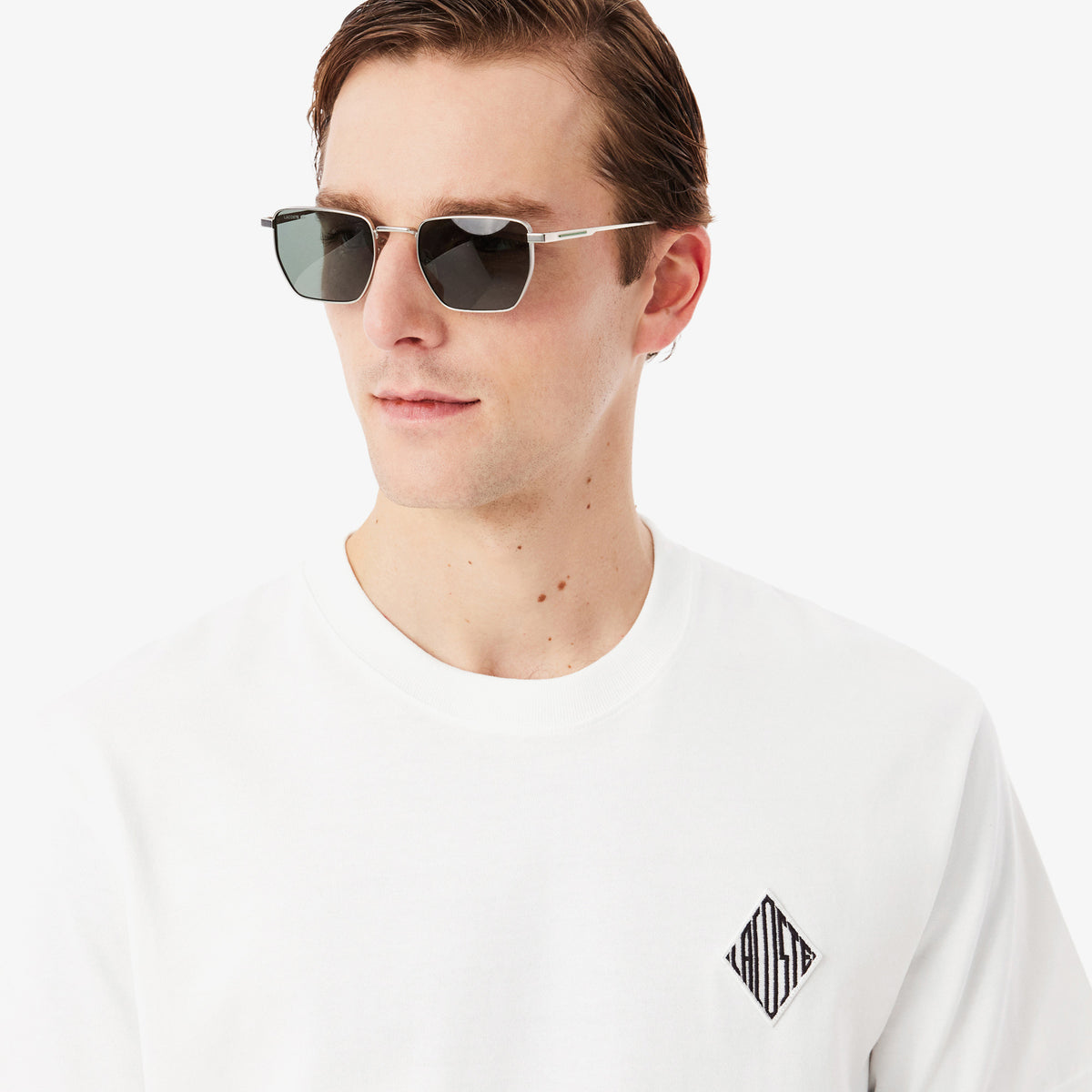 Lacoste Erkek Classic Fit Bisiklet Yaka Beyaz T-shirt