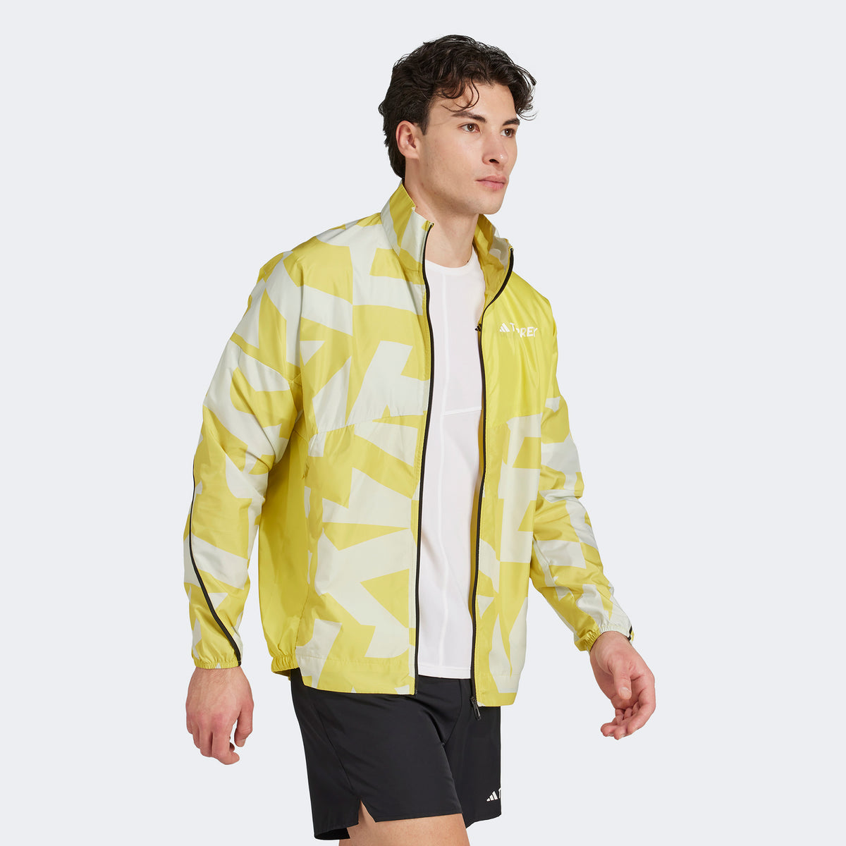 Adidas Terrex Multi Printed Wind Erkek Sarı Ceket