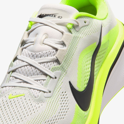 Nike Air Zoom Pegasus 42 Erkek Beyaz Spor Ayakkabı