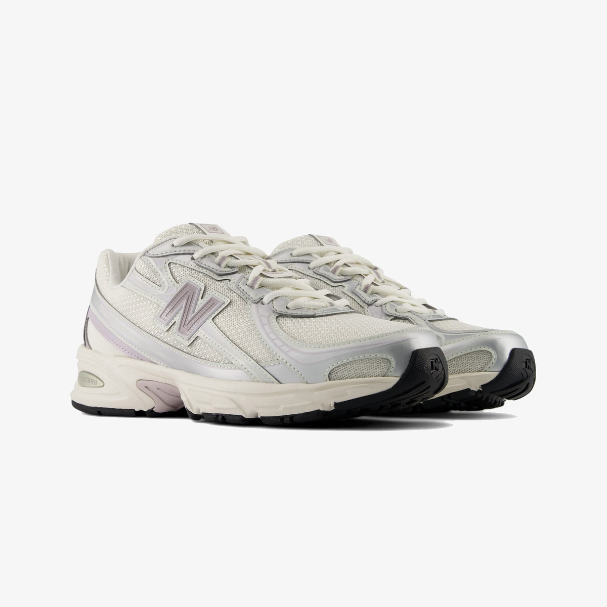 New Balance 740 Unisex Beyaz Spor Ayakkabı