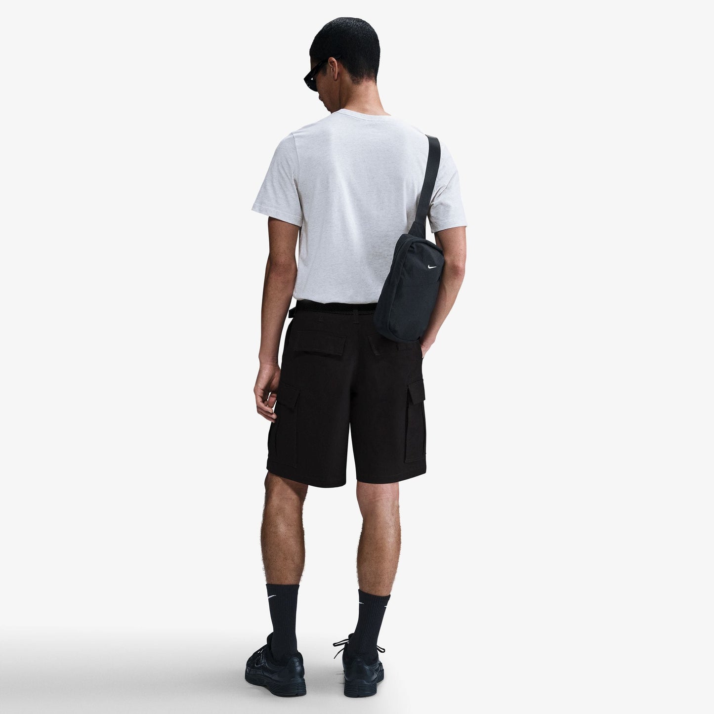 Nike Sportswear Club Erkek Gri T-shirt