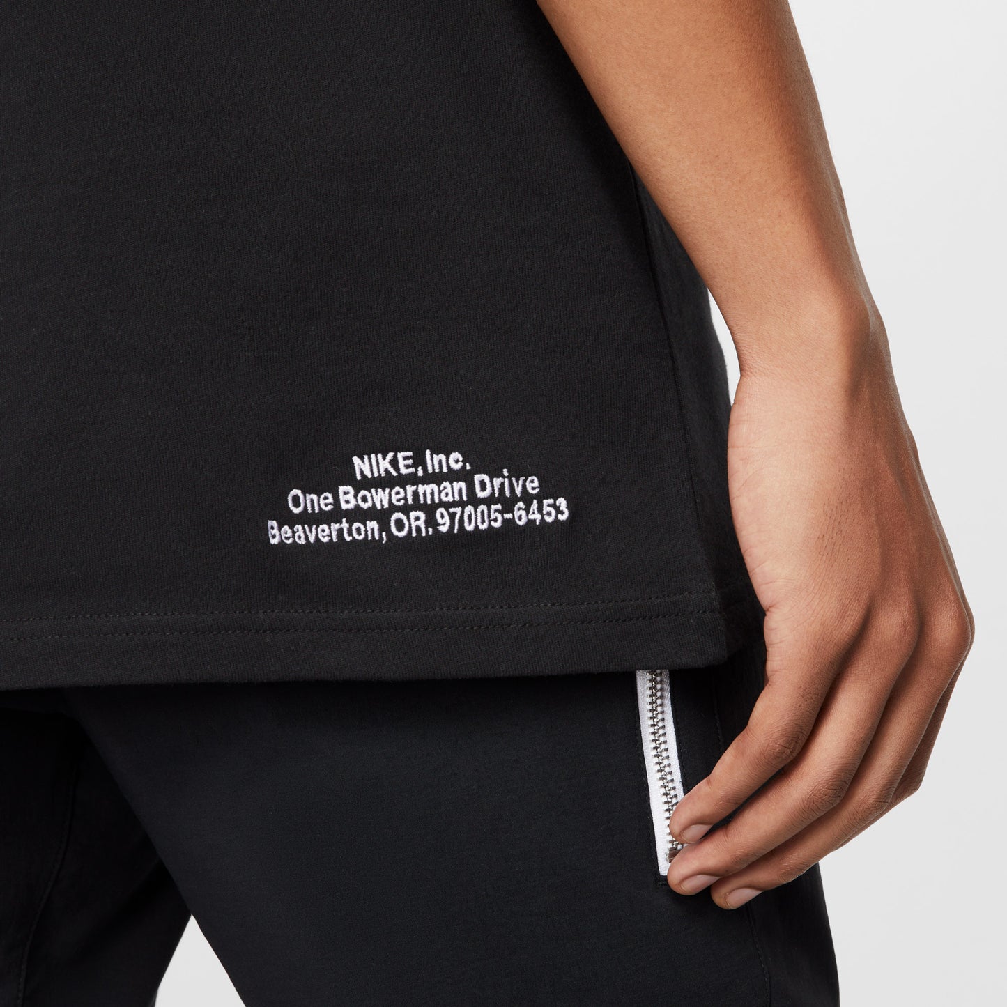 Nike Authorised Erkek Siyah T-shirt