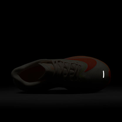 Nike Zoom Fly 6 Kadın Beyaz Koşu Ayakkabısı