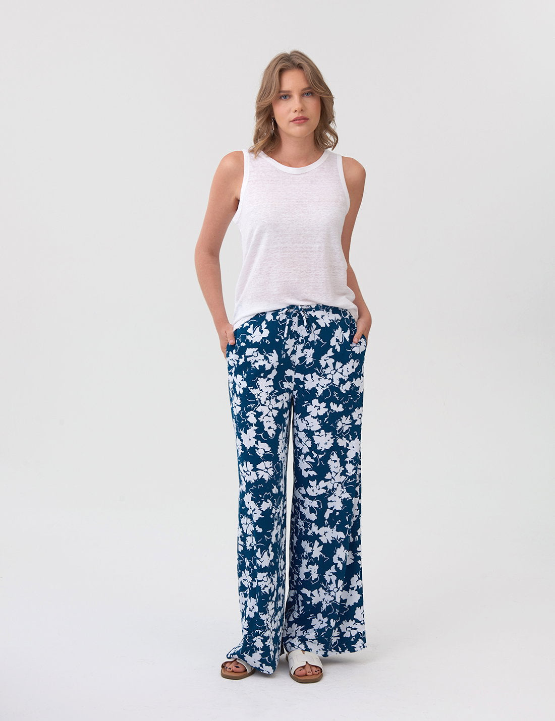 Çiçek Desenli Wide Leg Pantolon