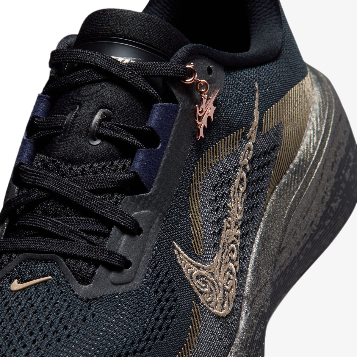 Nike Air Zoom Pegasus 42 Kadın Siyah Spor Ayakkabı