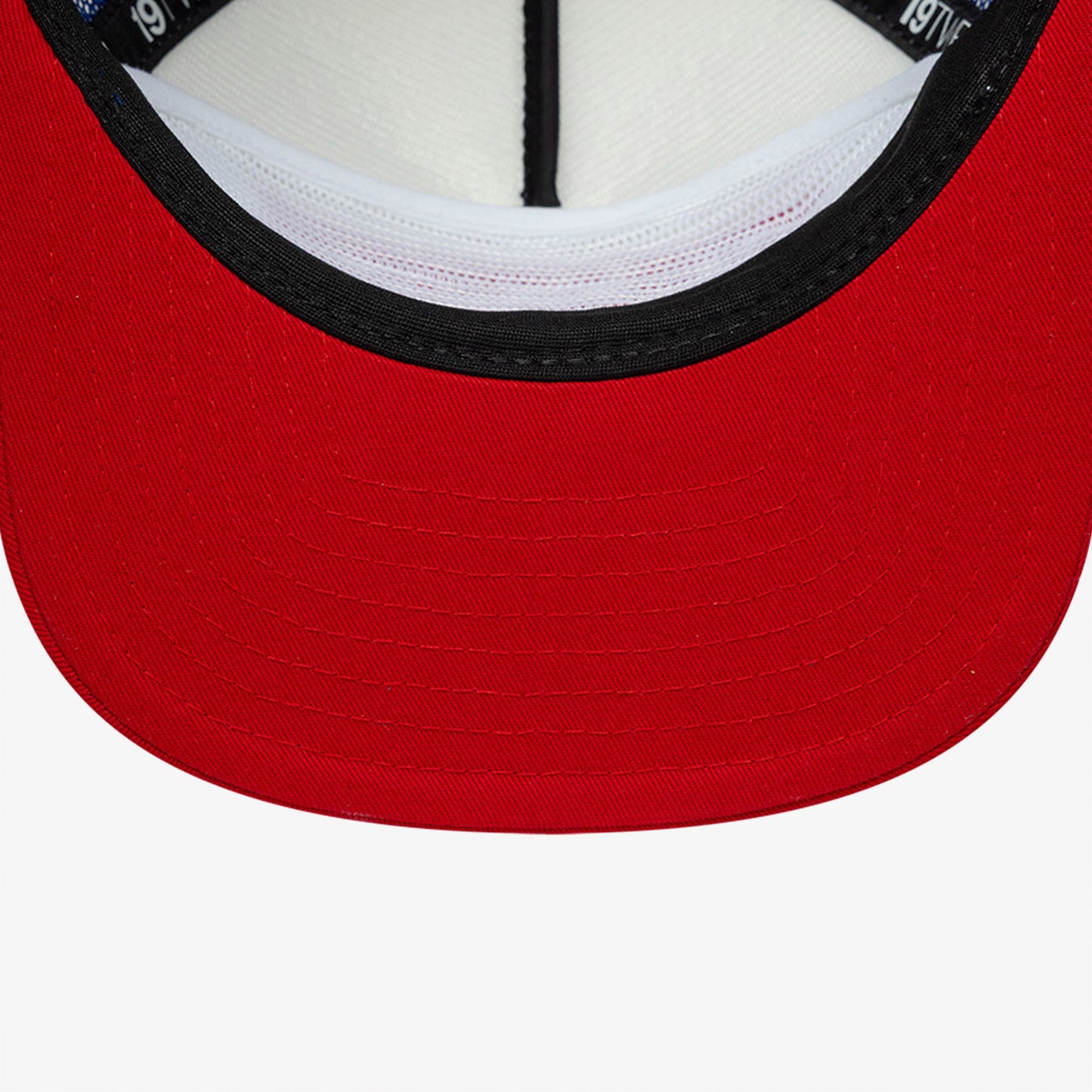 New Era Stranger Things 19twenty Trucker Snapback Unisex Beyaz/kırmızı Şapka