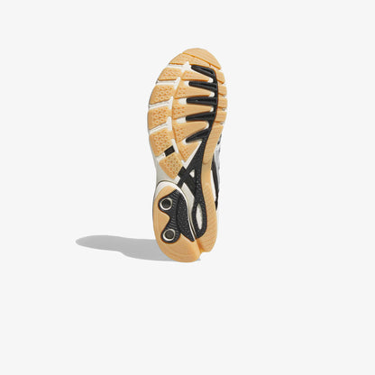 Adidas Adistar Control 5 Unisex Beyaz Koşu Ayakkabısı