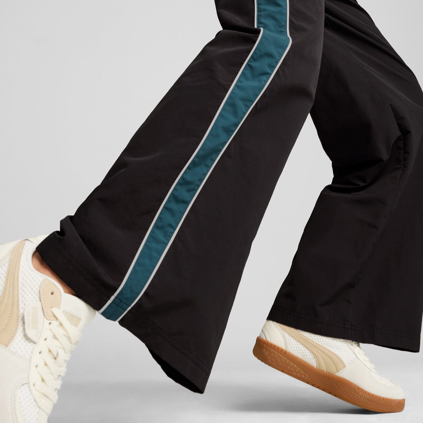 Puma Play Loud T7 Track Kadın Siyah Pantolon