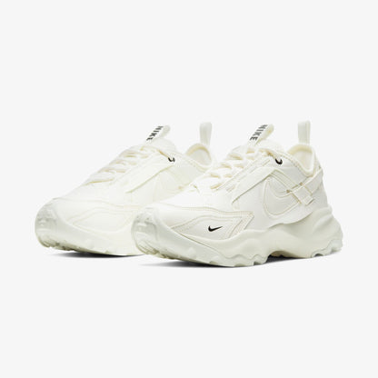 Nike Tc 7900 Kadın Beyaz Sneaker