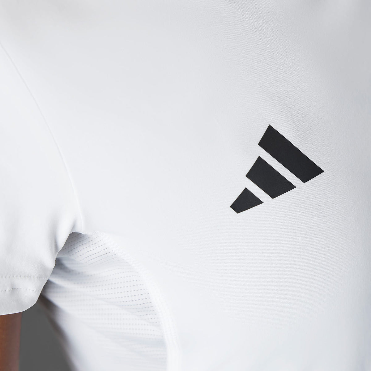 Adidas Adizero Essentials Kadın Beyaz T-shirt