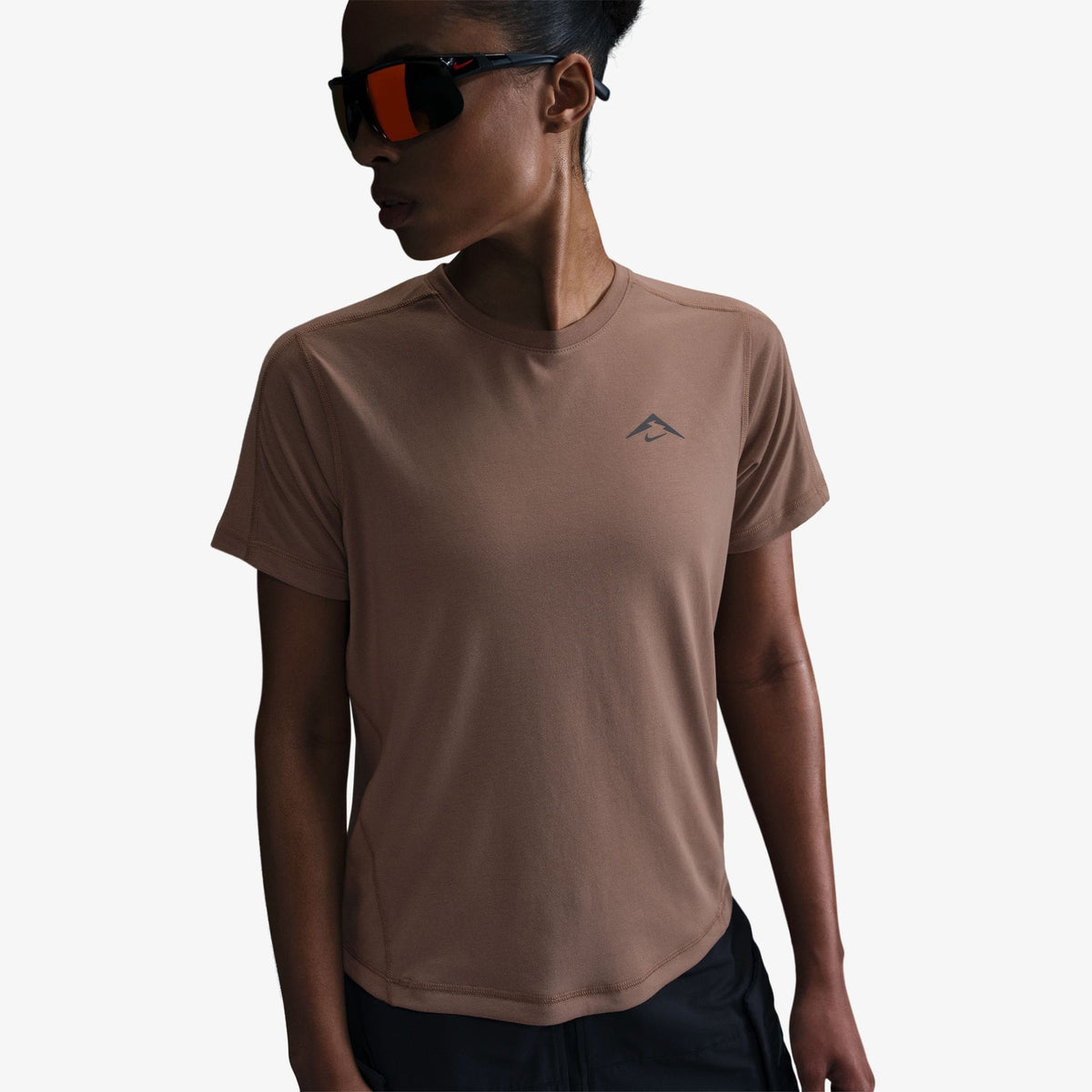 Nike Trail Kadın Kahverengi Koşu T-shirt