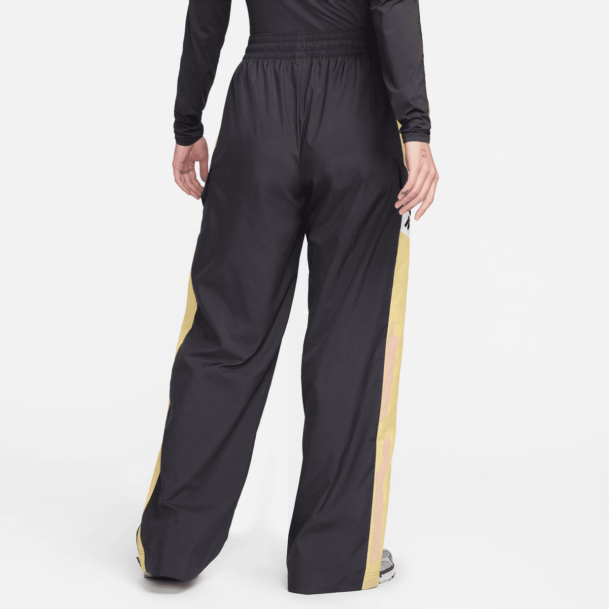 Nike Sportswear Kadın Siyah Pantolon