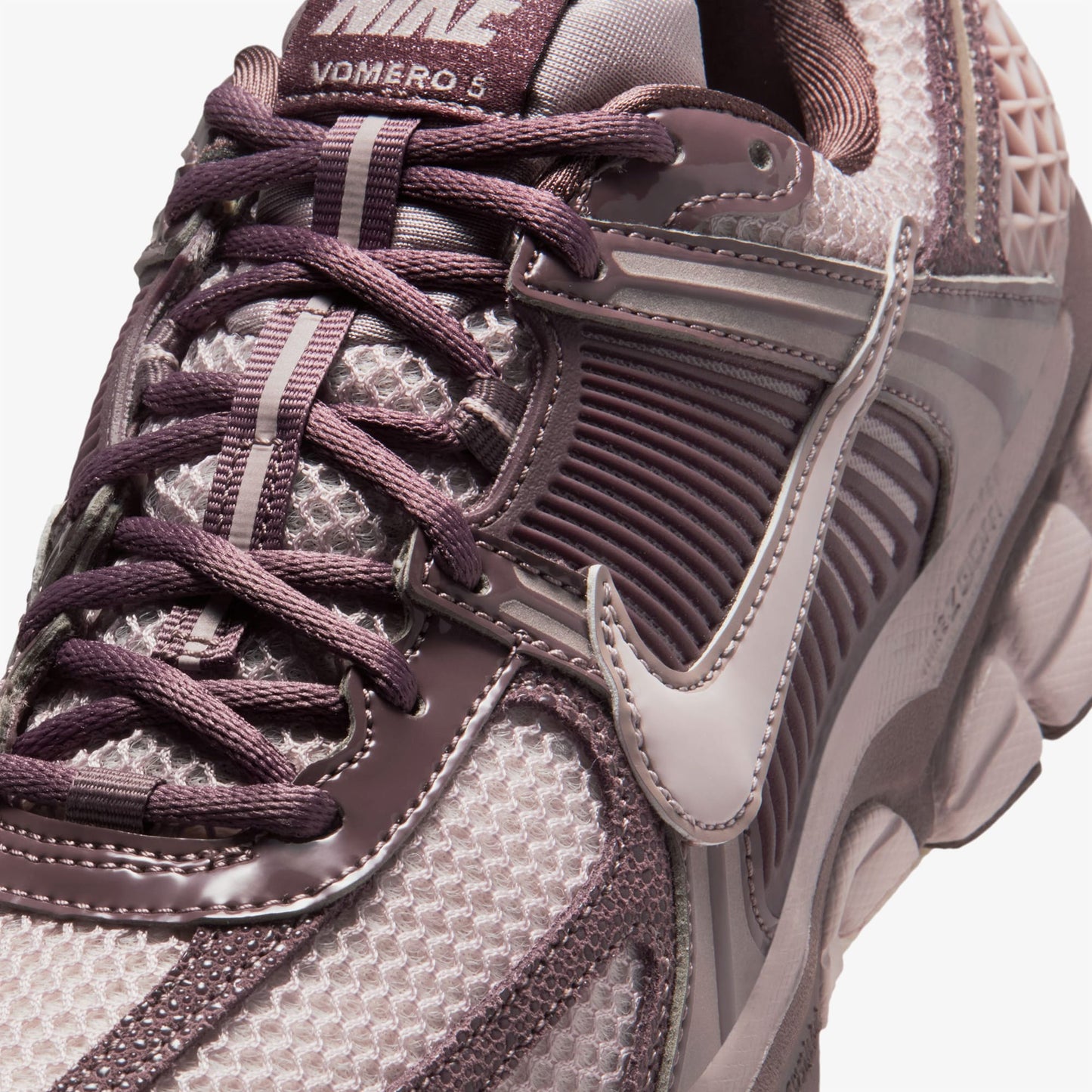 Nike Vomero Kadın Mor Spor Ayakkabı