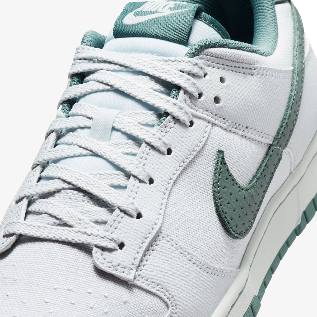 Nike Dunk Low Retro Erkek Beyaz Spor Ayakkabı