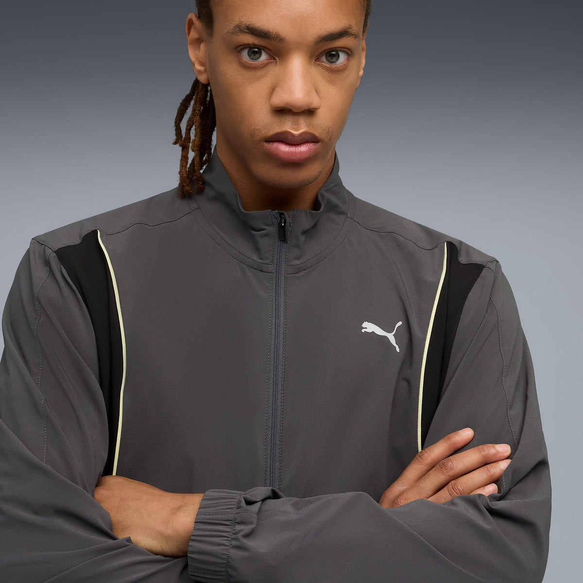 Puma Run Velocity Woven Erkek Gri Koşu Ceketi