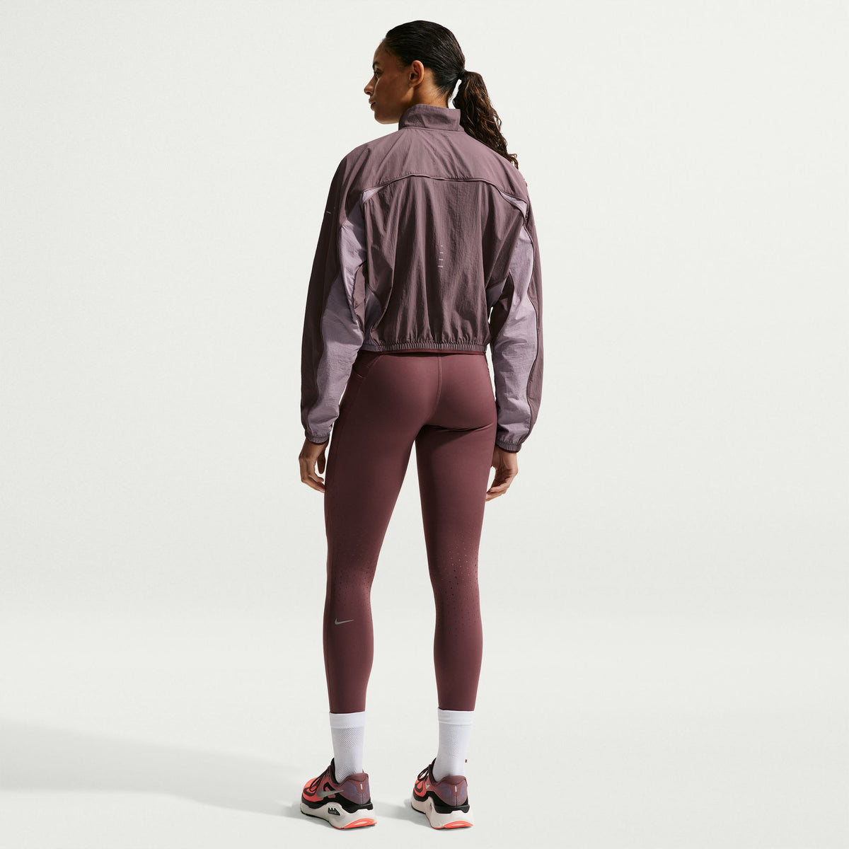 Nike Swift Kadın Mor Koşu Ceketi