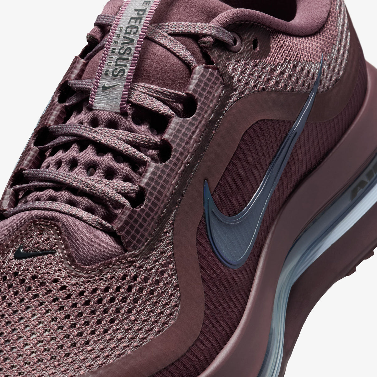 Nike Pegasus Premium Kadın Mor Koşu Ayakkabısı