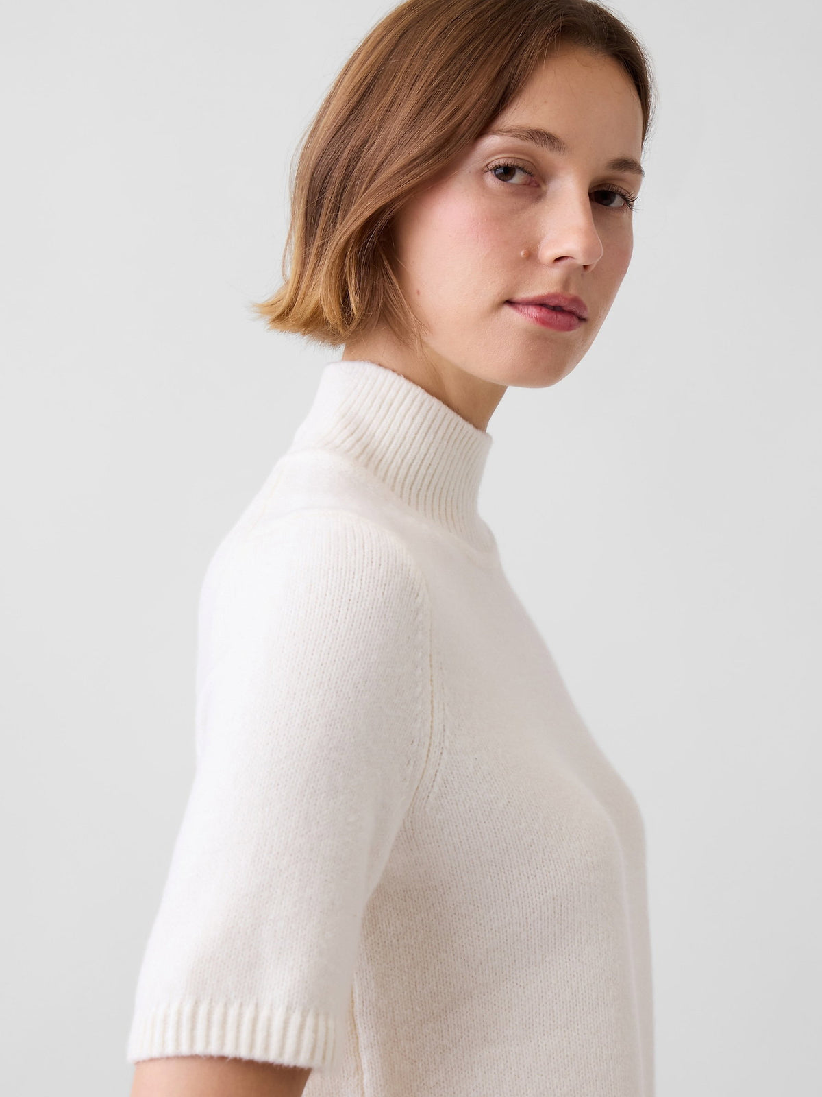 Kırık Beyaz Cashsoft Mockneck Elbow-sleeve Kazak