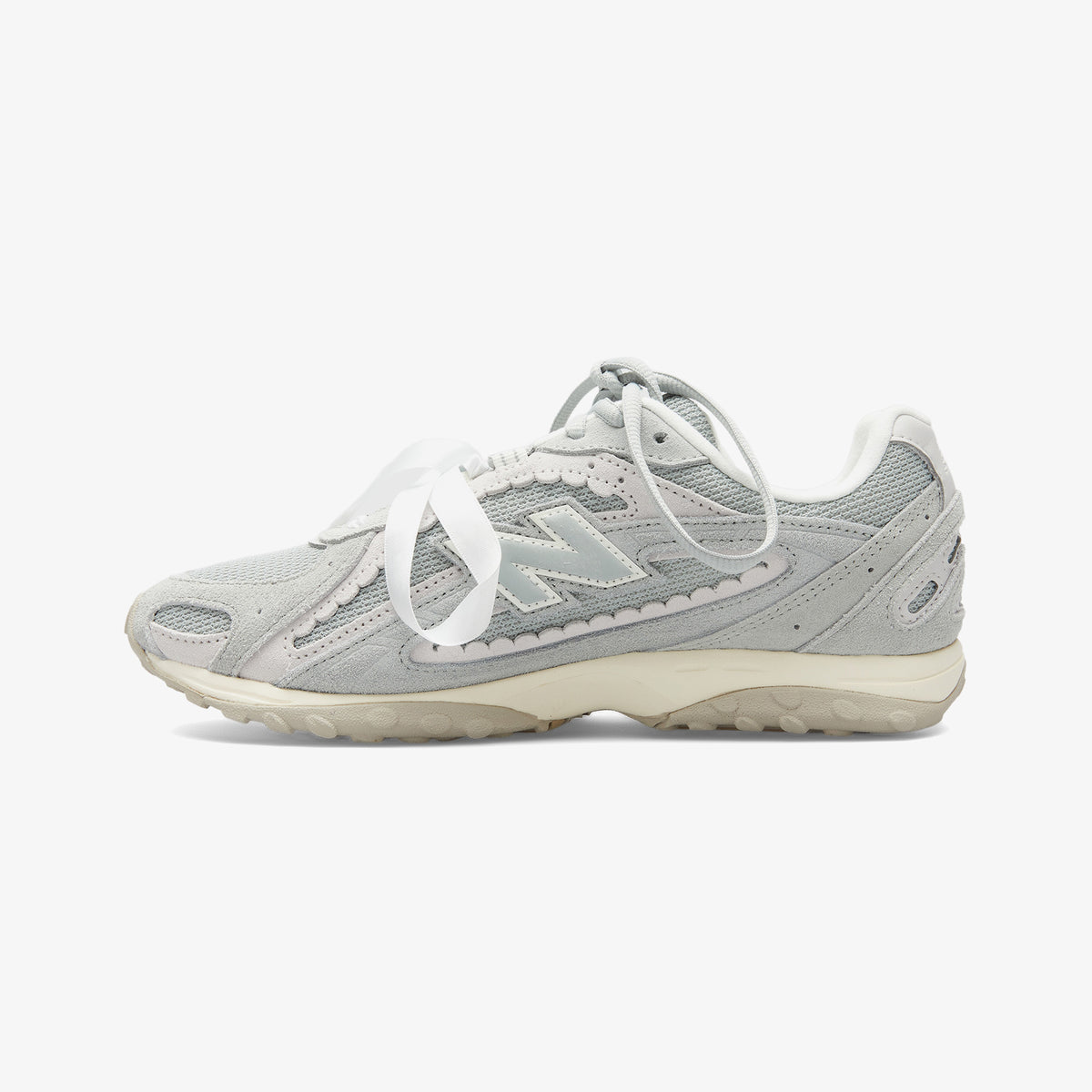 New Balance 204l Kadın Gri Spor Ayakkabı