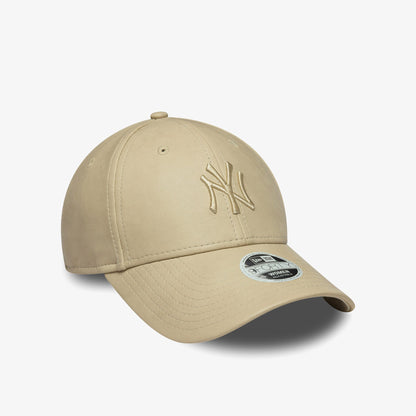 New Era Pu 9forty Neyyan Kadın Bej Şapka
