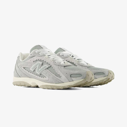 New Balance 204 Lifestyle Kadın Gri Spor Ayakkabı