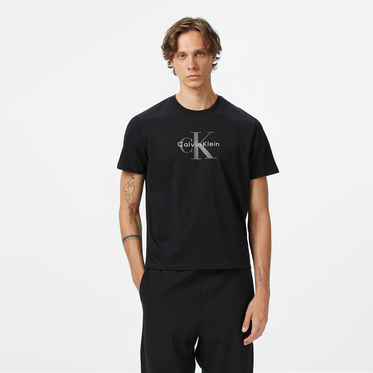 Calvin Klein Hero Monologo Erkek Siyah T-shirt