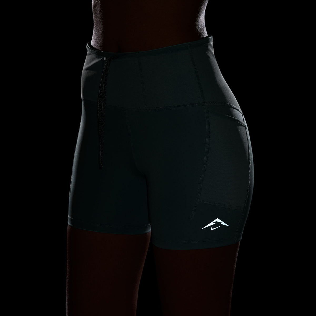 Nike Trail Df Hr 4in Tgt Kadın Siyah Tayt