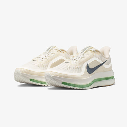 Nike Pegasusu Erkek Beyaz Koşu Ayakkabısı