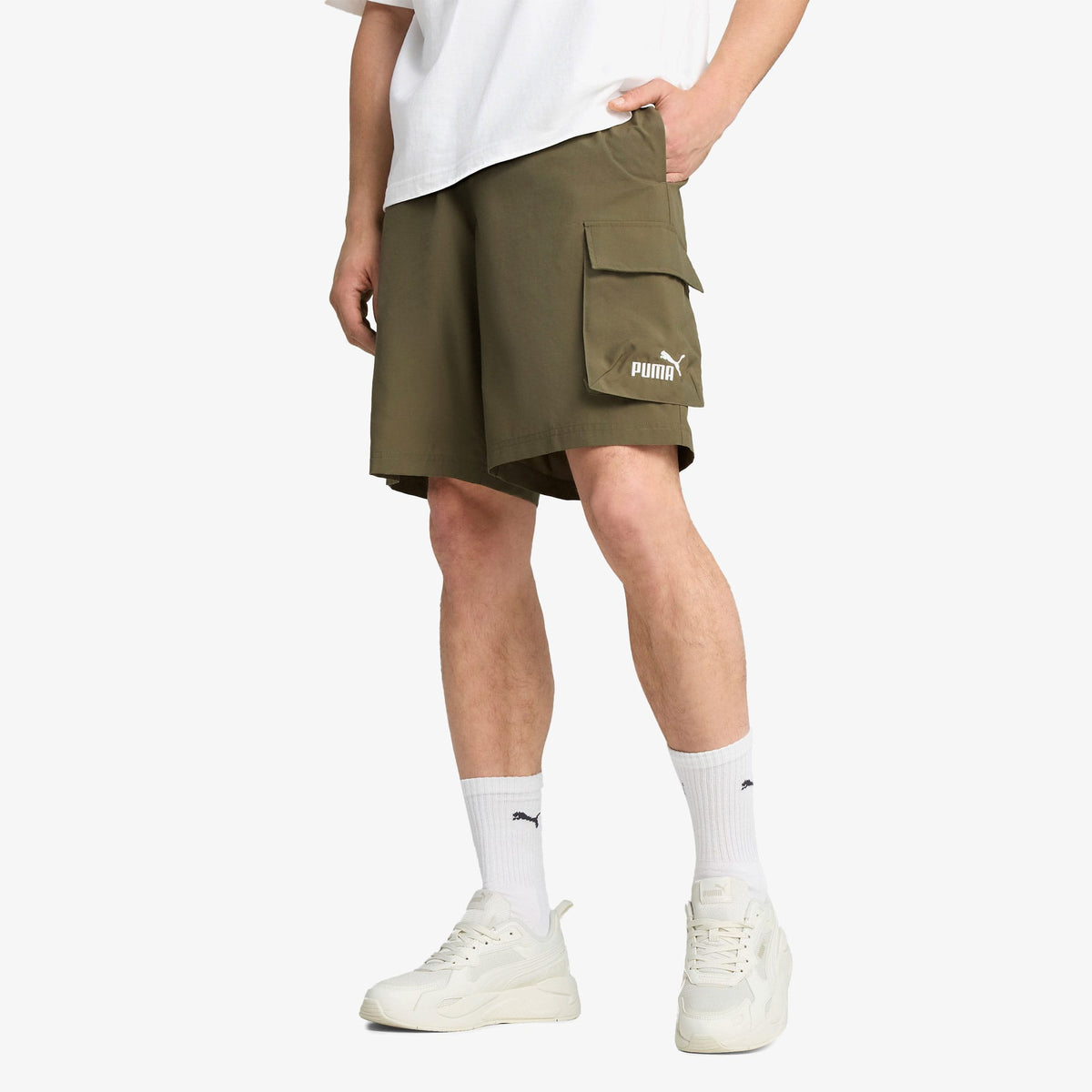 Puma Essentials Erkek Yeşil Şort
