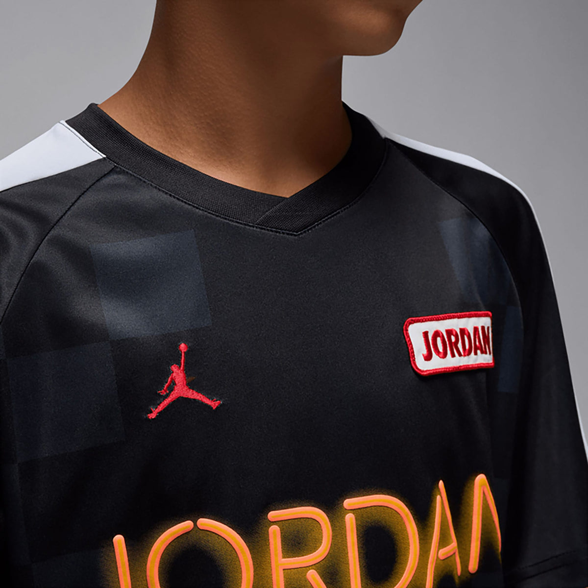 Jordan Deep Dish Pullover Çocuk Siyah T-shirt