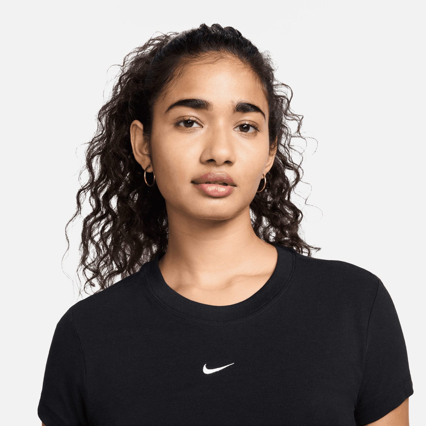 Nike Sportswear Chill Knit Kadın Siyah T-shirt