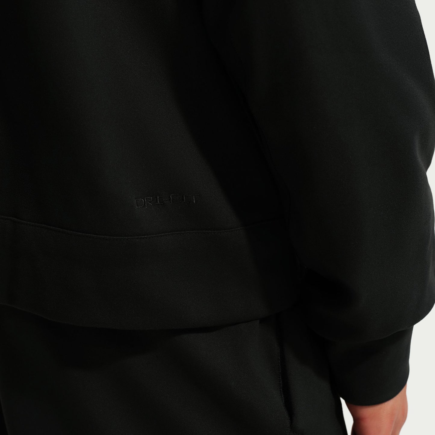 Nike Primary Erkek Siyah Sweatshirt