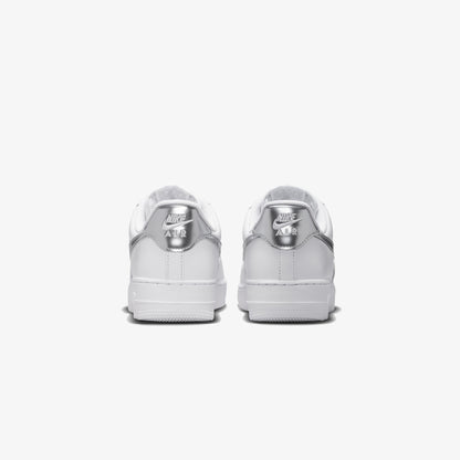 Nike Air Force 1 '07 Se Street 2 Kadın Beyaz Spor Ayakkabı