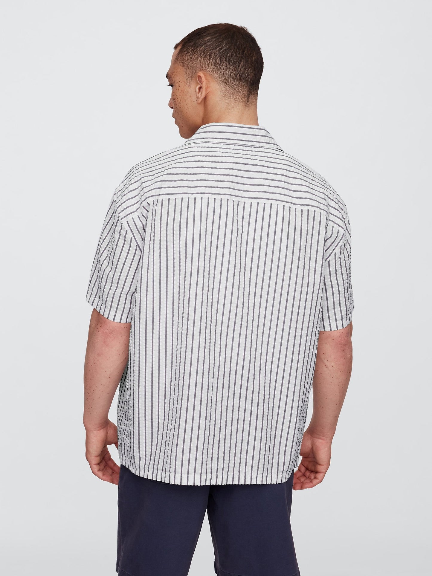 Beyaz Seersucker Boxy Fit Gömlek