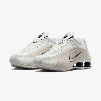 Nike Shox R4 Kadın Beyaz Spor Ayakkabı