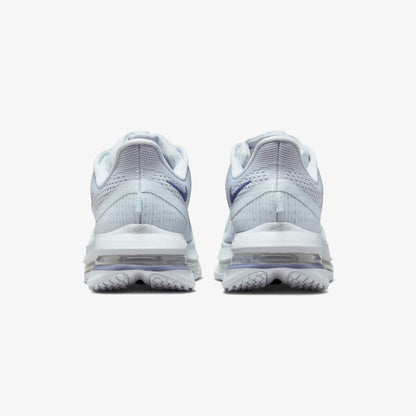 Nike Pegasus Premium Kadın Gri Koşu Ayakkabısı