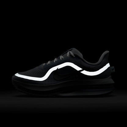 Nike Pegasus Premium Kadın Gri Koşu Ayakkabısı
