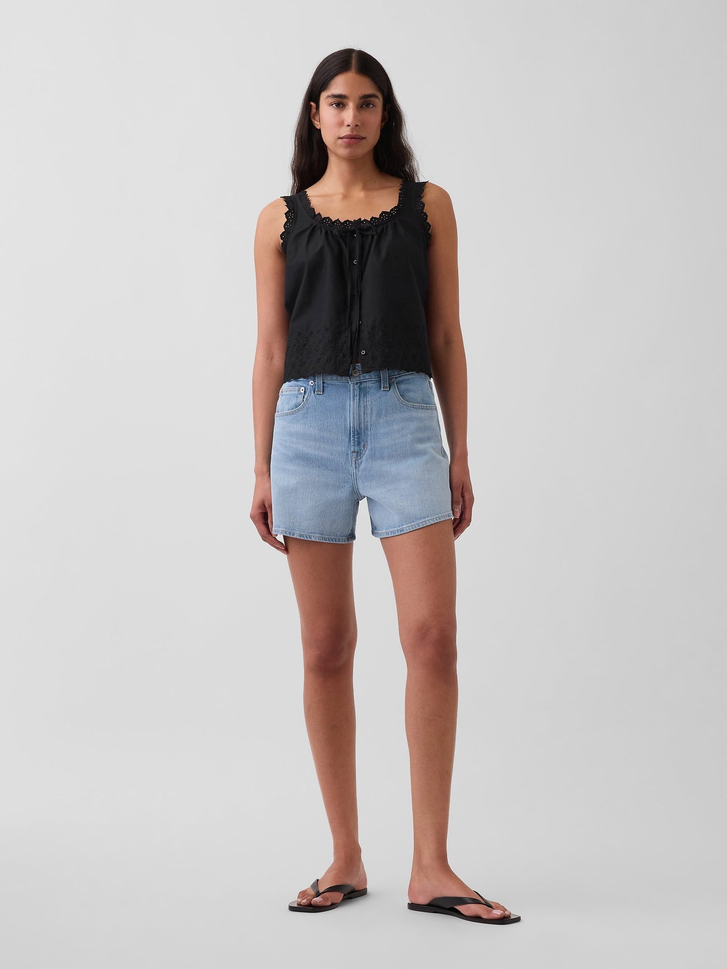 Açık Mavi 3.5 High Rise Relaxed Straight Denim Şort