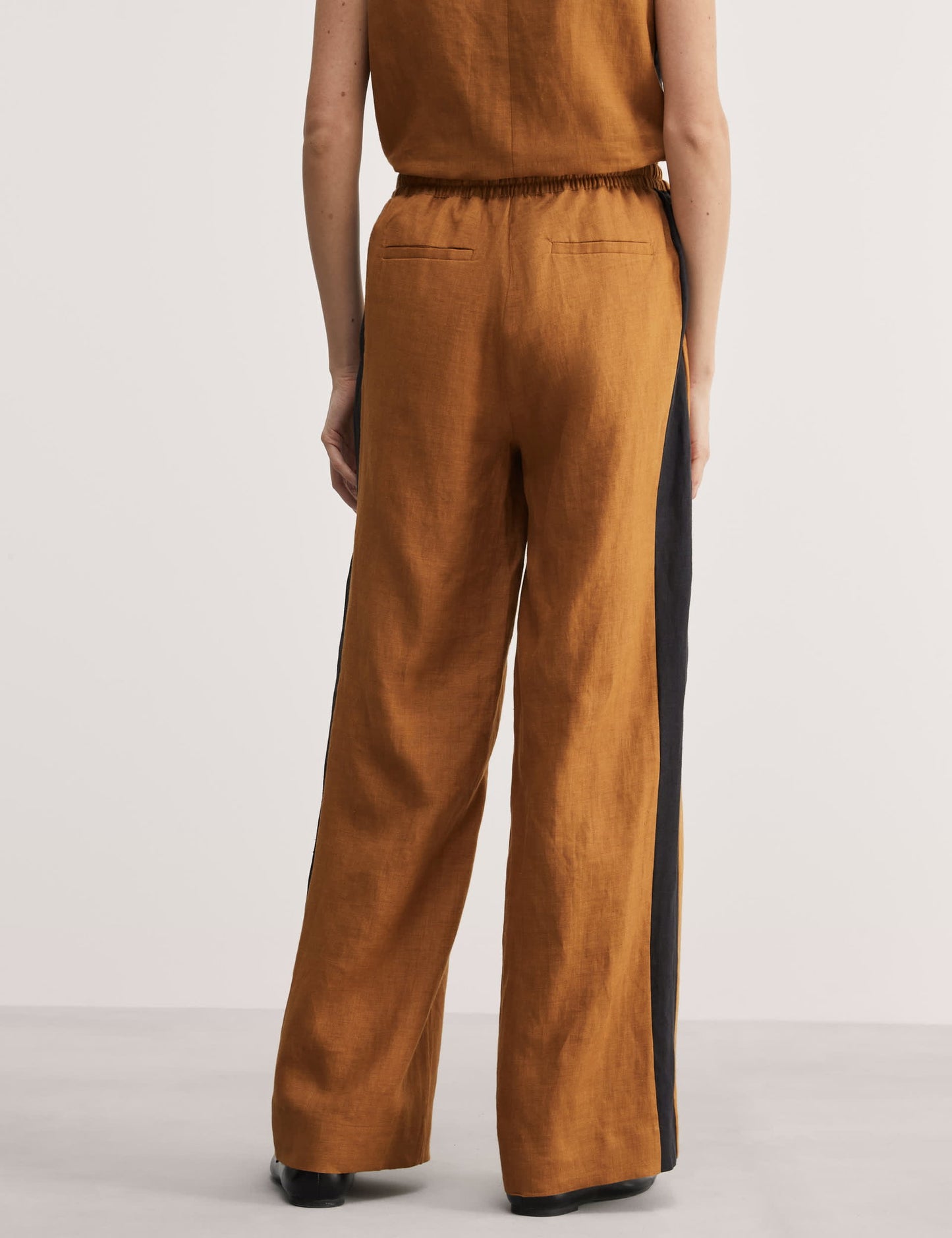 Jaeger Saf Keten Şerit Detaylı Wide Leg Pantolon
