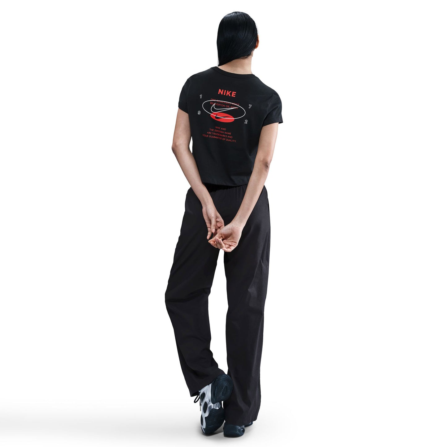Nike Sportswear Classics Plus Kadın Siyah T-shirt