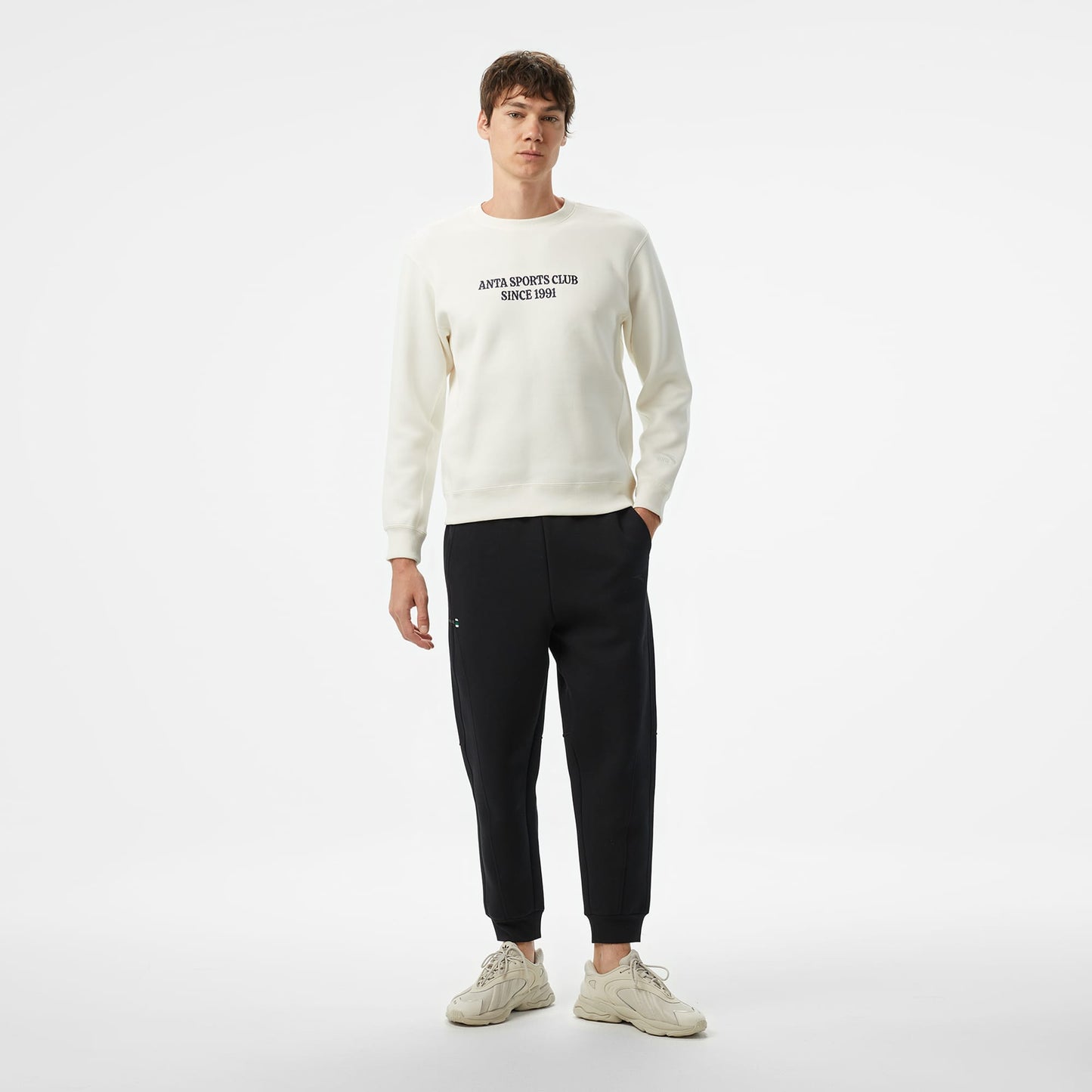 Anta Sports Club Erkek Beyaz Sweatshirt