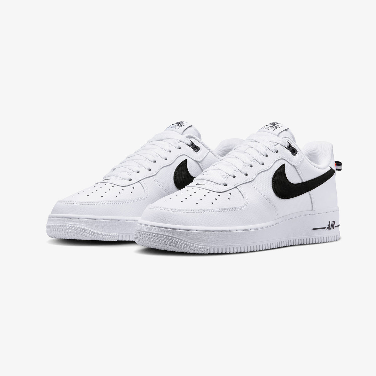Nike Air Force 1 '07 Lv8 Erkek Beyaz Sneaker