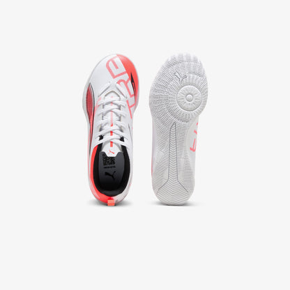 Puma Ultra 5 Play It Jr Çocuk Beyaz Krampon