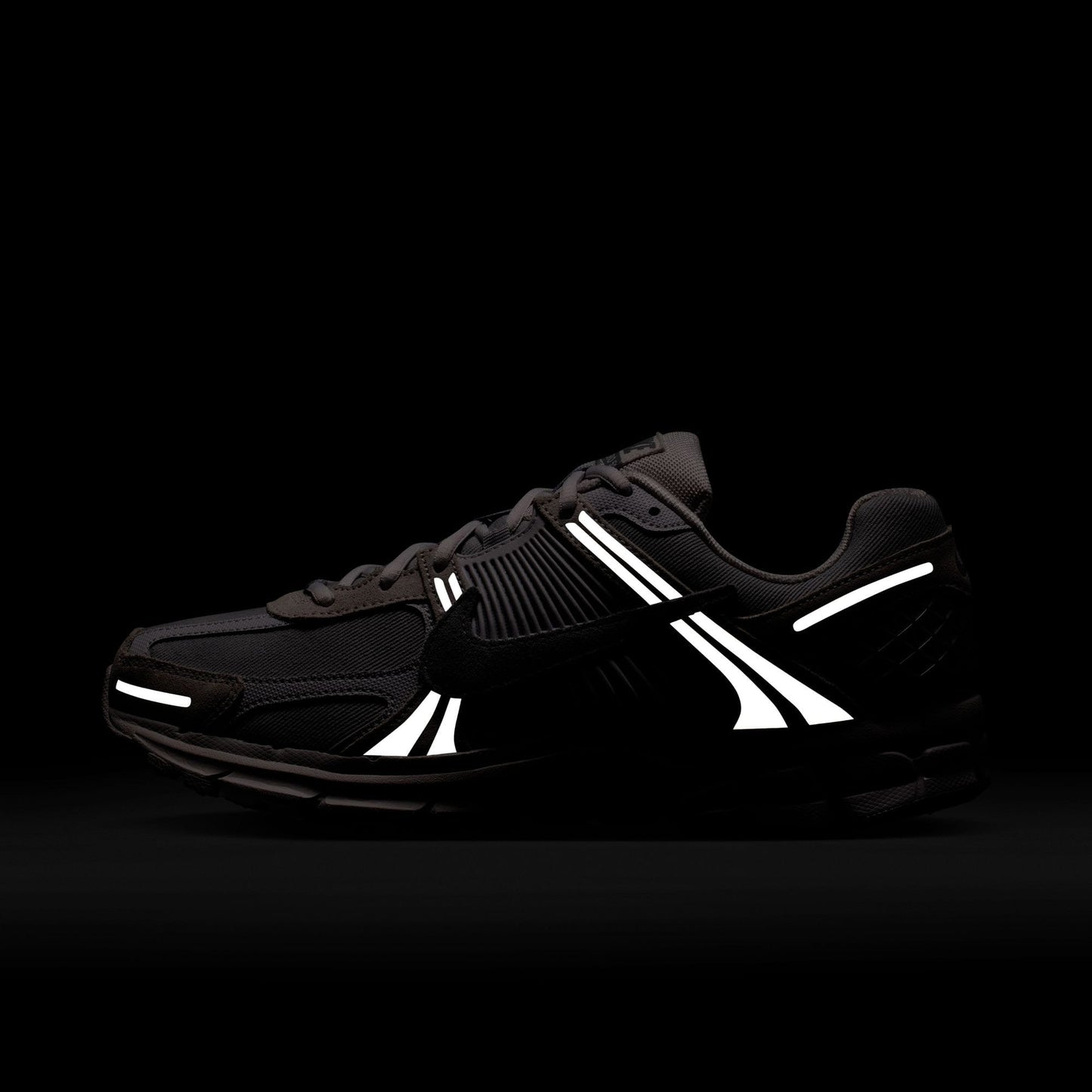 Nike Zoom Vomero 5 Se Erkek Beyaz Spor Ayakkabı