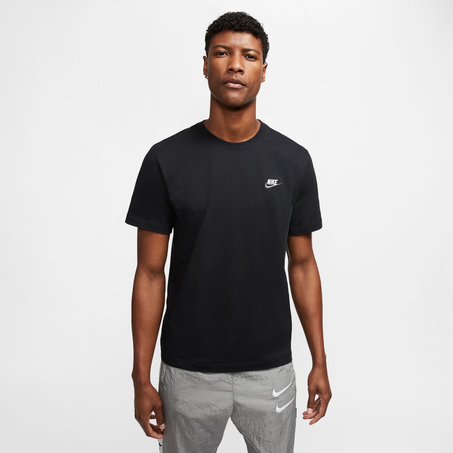 Nike Sportswear Club Erkek Siyah T-shirt