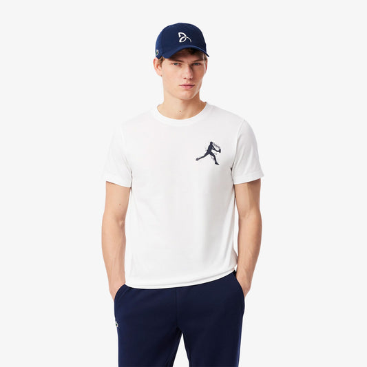 Lacoste Tennis X Novak Djokovic Erkek Bisiklet Yaka Baskılı Beyaz T-shirt & Şapka Seti