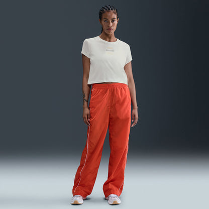 Nike Sportswear Classics Plus Kadın Beyaz T-shirt