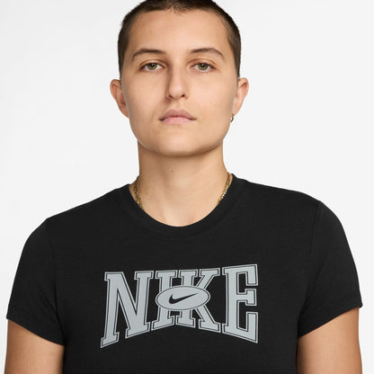 Nike Sportswear Kadın Siyah T-shirt