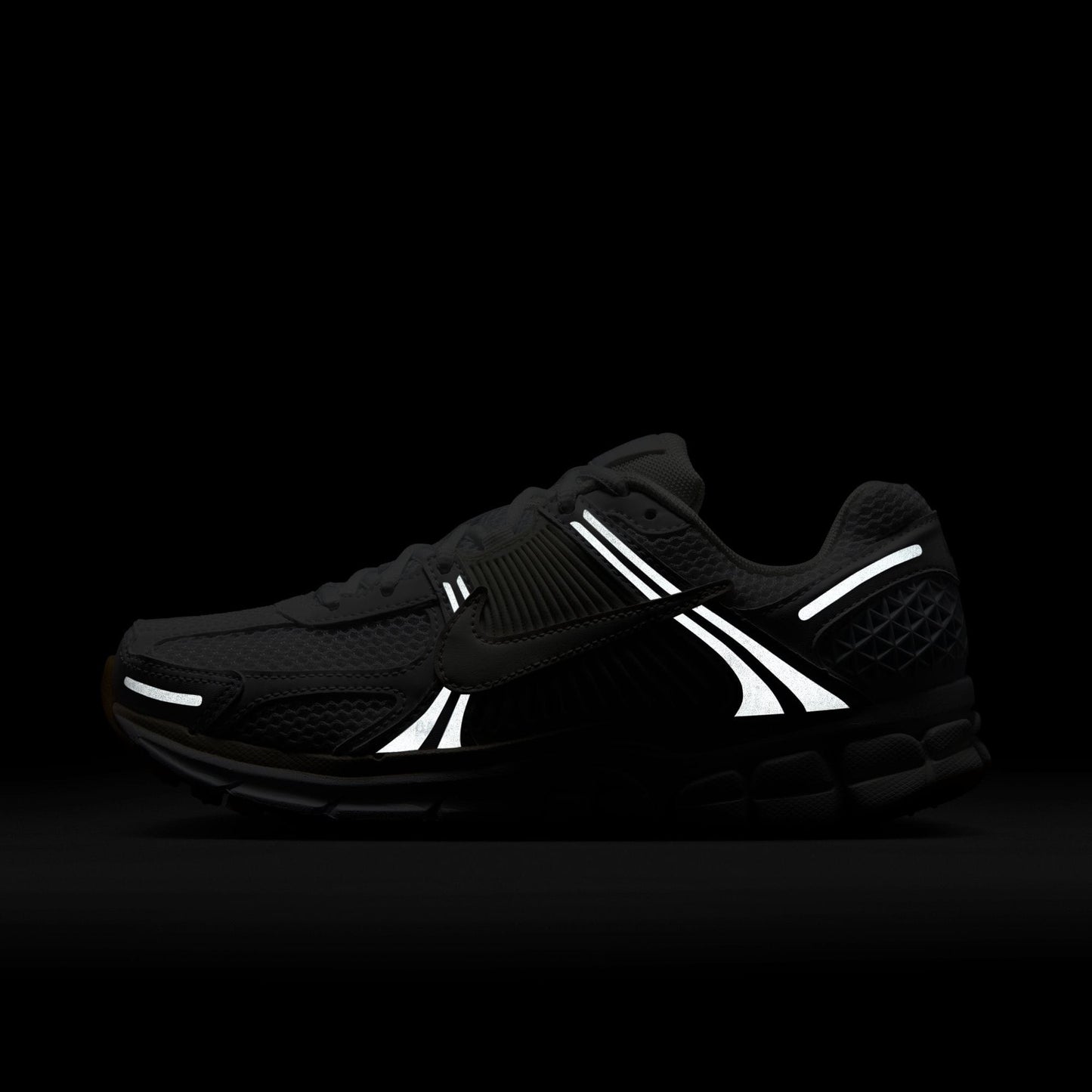 Nike Zoom Vomero 5 Kadın Beyaz Spor Ayakkabı